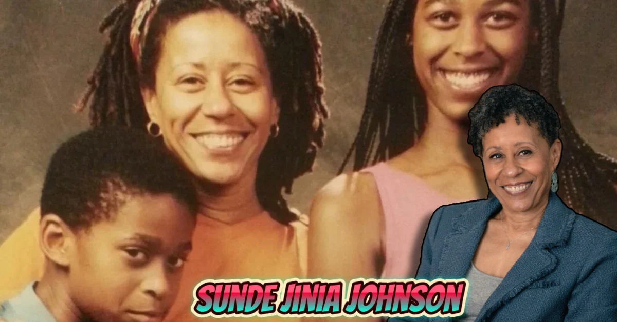 Sunde Jinia Johnson family photo showing her with mother actress Vernee Watson-Johnson and family members smiling together